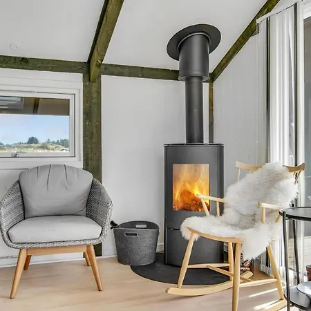 Holiday home Pet Friendly In Hjorring With House Sea View *
